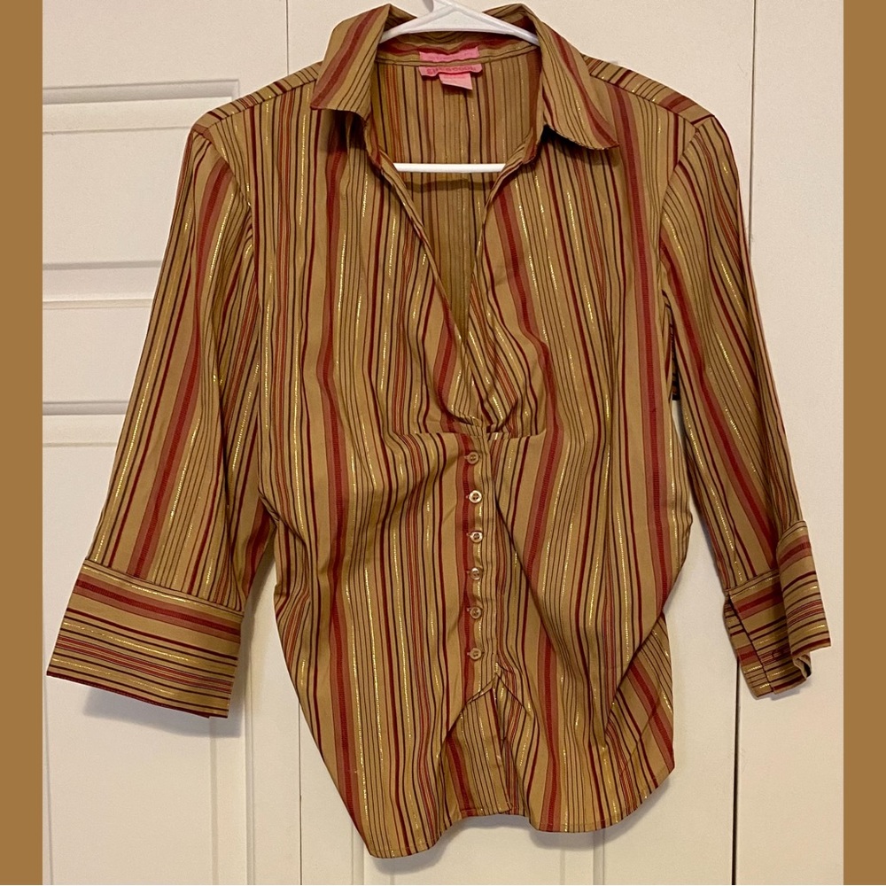 Stretch top for that dress up comfy casual look, forgives that extra dessert